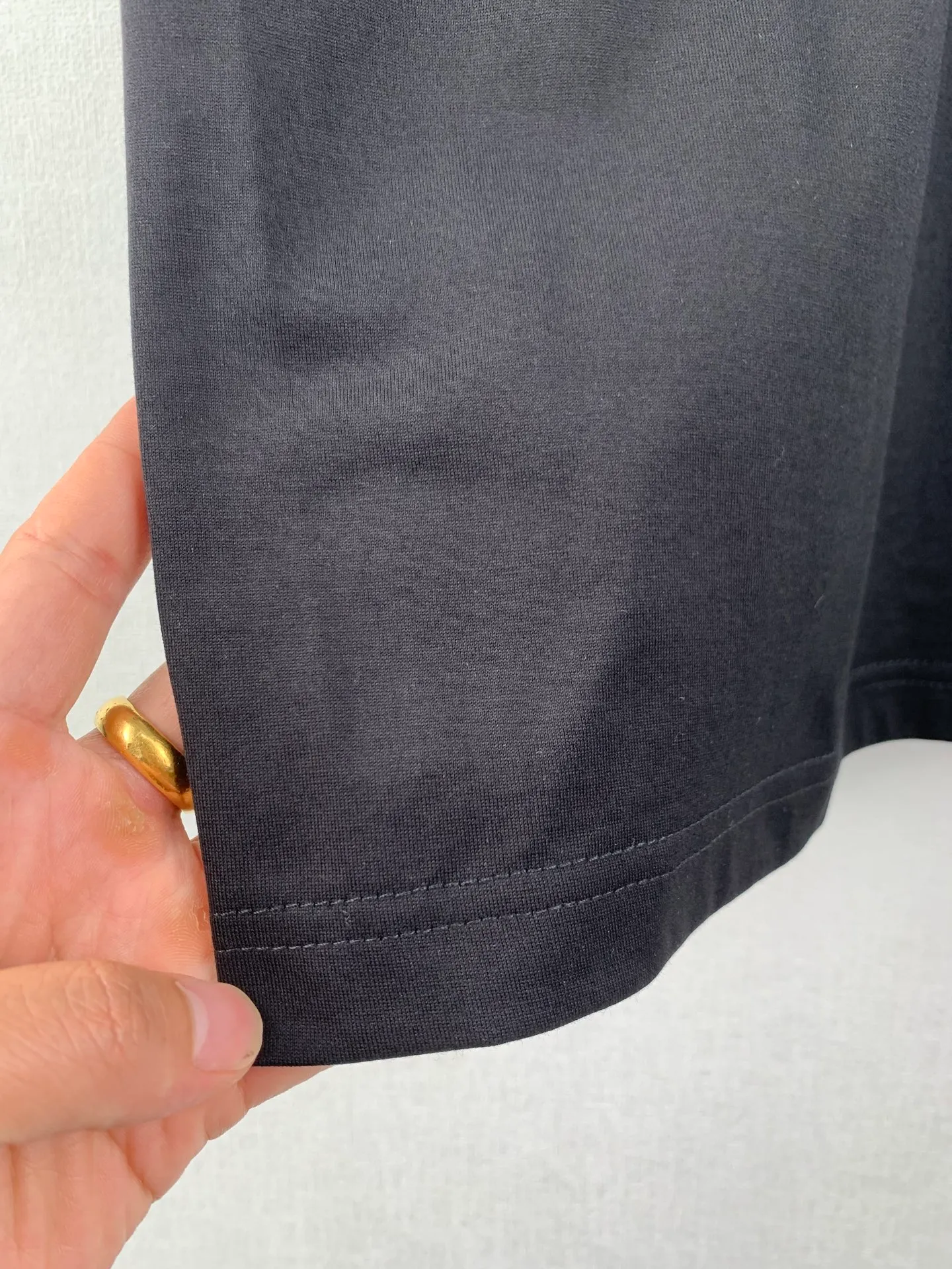 SAINT LAURENT Classic T Authentic 2322 ，50 170 ，1*1 280 ， ， ， 1：1 ， Size：S M L XL